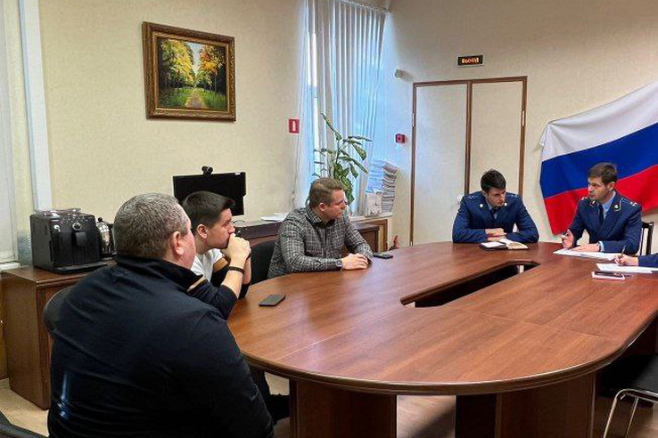 В Прокуратуре Ломоносовского района прошло заседание межведомственной рабочей группы по вопросу восстановления прав граждан участников долевого строительства ЖК Ванино